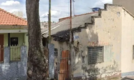 Casa à venda na Avenida Tietê, 753, Nova Gerti, São Caetano do Sul