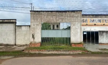 Casa à venda na Rua 21 De Dezembro, 428, Nair Araujo, Feijó