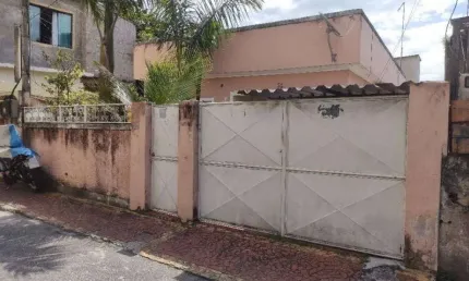 Casa com 3 quartos à venda na Travessa Joaquim Severiano, 66 - Casa , Rocha, São Gonçalo