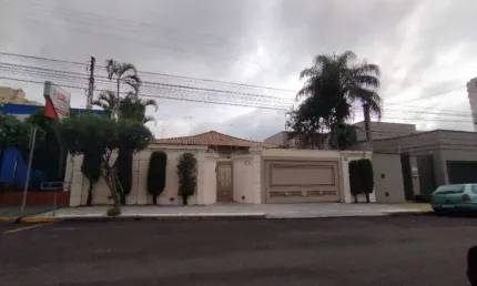 Casa com 4 quartos à venda na Rua Nilo Peçanha, 278, Centro, Birigui