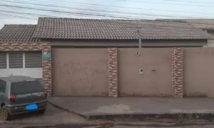 Casa com 3 quartos à venda na Rua Portugal, s/n, Jardim do Ingá, Luziânia
