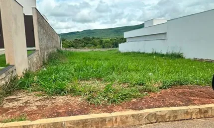 Terreno em condomínio 525 m² (condomínio meridian) - residencial laurentino martins - goianésia - go