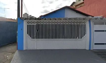 Casa à venda na Rua Carlos de Campos, 329, Parque São Vicente, Mauá