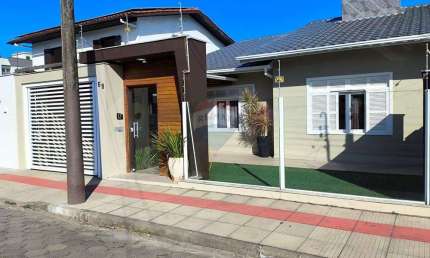 Casa com 4 quartos à venda no Coloninha, Araranguá 