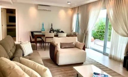 Casa à VENDA com 3 suítes em condomínio em Santo Amaro da Imperatriz/SC
