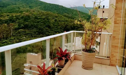 Cobertura à venda de 2 quartos e 2 vagas de garagem no Itacorubi em Florianópolis/SC