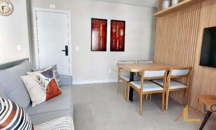 Apartamento à venda novo e mobiliado, com 2 quartos na Carvoeira, Florianópolis/SC.