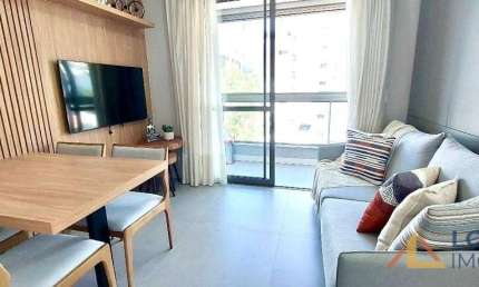 Apartamento à venda novo e mobiliado, com dois quartos na Carvoeira, Florianópolis/SC.