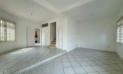 Casa à venda no balneário do estreito florianópolis/sc