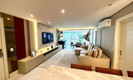 Apartamento à Venda na Agronômica, Florianópolis/SC: localização privilegiada perto da Beira-mar Norte