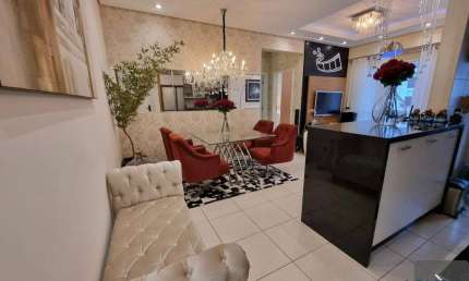 Apartamento à venda no Itacorubi, 2 quartos, 1 suíte, garagem coberta, em Florianópolis/SC
