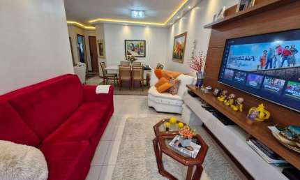 Apartamento à venda à 500 metros da Beira Mar Continental, Estreito/SC