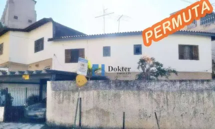 Sobrado com 3 dormitórios (1 suite) na Freguesia do Ó, terreno (esquina) de 155m²  e área construída de 113m². Estuda Permuta.
