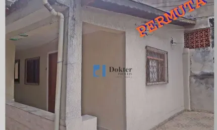 Apropriado para renda extra com locação ou familia próxima, Imóvel na Brasilandia.  Duas residências individualizadas.