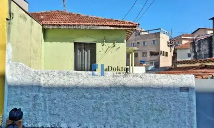 Na v.carbone(b.limão), imóvel com duas residências. próximo da r. antonio munhoz bonilha.  terreno de 127m² e área construída de 96m²