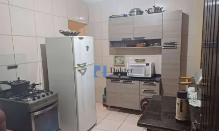 Casa com 2 dormitórios ,1 suite na Praia Grande vende com porteira fechada