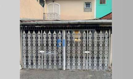 Sobrado na Vila Nina (Brasilandia) com quintal e churrasqueira,  2 dormitórios e 2 vagas de garagem.