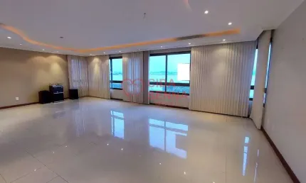 BEIRA MAR - DESOCUPADO - VISTA ESPETACULAR! - 02 VGAS GARAGEM -