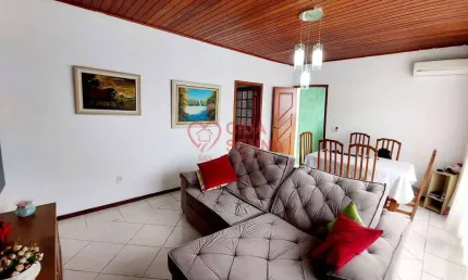 Casa com 3 quartos à venda na Rua José Cândido da Silva, Balneário, Florianópolis