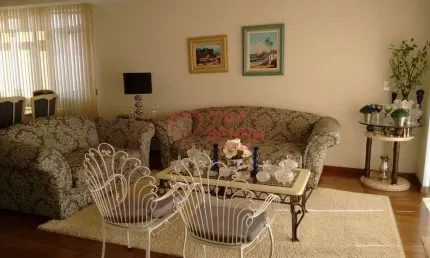 Apartamento com 4 quartos à venda na Rua Frei Caneca, Agronômica, Florianópolis