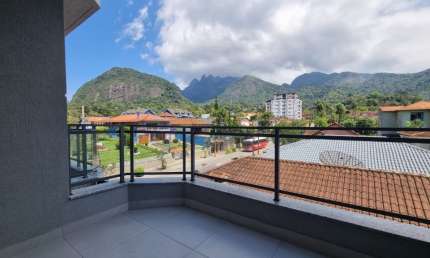 Apartamento ao lado da feirinha do Alto de Teresópolis!