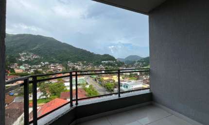 Apartamento 2 quartos próximo ao Comary – Vista Deslumbrante!
