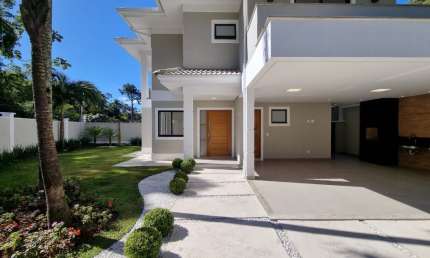 Casa com 3 quartos à venda na Rua Castro Alves, 297, Carlos Guinle, Teresópolis