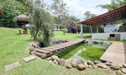 Casa em Albuquerque com lazer privativo, conforto e vista verde!