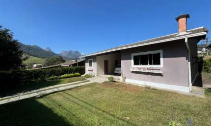 Casa Linear em Condomínio com Lazer Completo – Conforto e Qualidade de Vida!