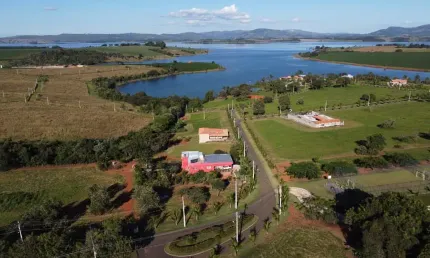 Rancho a venda Condomínio Enseada da Barra - Furnas - Capitolio