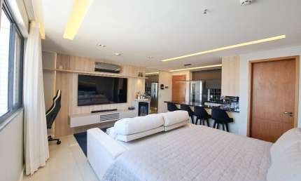 Lindo, Reforma Moderna Alto Padrão, Projeto Arquitetônico, Armários Primeira Linha, Iluminação toda Led, Andar Alto, Vista Livre, 2 Vagas de Garagem, Lazer Completo