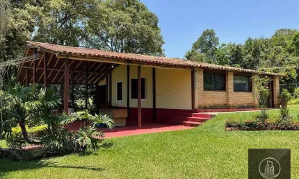 Sítio com 3 dormitórios à venda, 32000 m² por R$ 1.000.000 - Zona Rural - Salto de Pirapora/SP