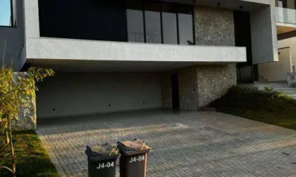 Casa com 3 suítes para alugar, 250 m² por R$ 19.450/mês - Alphaville Nova Esplanada IV - Votorantim/SP