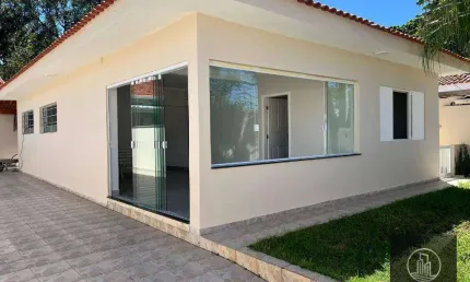 Casa com 3 dormitórios (sendo 1 suíte) à venda, 143 m² por R$ 650.000 - Peruibe - Peruíbe/SP
