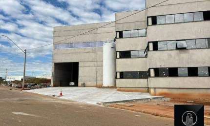Galpão Empresarial para alugar, 2096 m² por R$ 54.400/mês