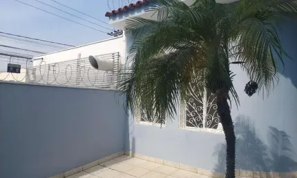 Casa para Locação em Sorocaba, Jardim Vergueiro, 2 dormitórios, 1 suíte, 2 banheiros, 2 vagas