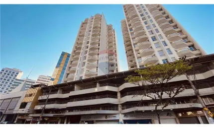 Apartamento quarto e sala com garagem no Centro de Juiz de Fora