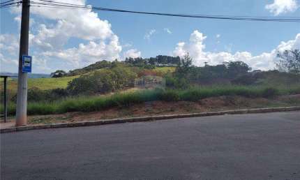 Terreno à venda na Rua Mercedes Rodrigues Barreto, 4, Parque Guarani, Juiz de Fora