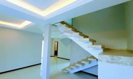 Casa com 4 quartos à venda no Parque Independência, Juiz de Fora 