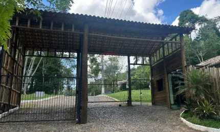 Um refúgio na natureza – 131.000 m² no condomínio parque das bromélias