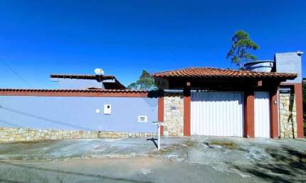 Casa com 3 quartos à venda na Rua Coronel Pedro Rachello, 26, Novo Horizonte, Juiz de Fora