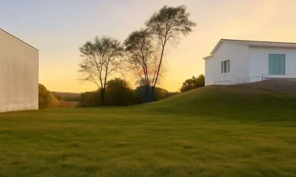 Terreno na rua principal do condomínio nova gramado village com vista para o por do sol
