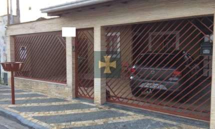 Casa com 2 quartos à venda no Jardim Doutor Júlio de Mesquita Filho, Bragança Paulista  por R$ 445.000