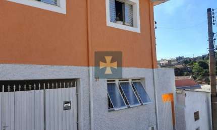Casa com 3 quartos para alugar no Lavapés, Bragança Paulista  por R$ 3.500