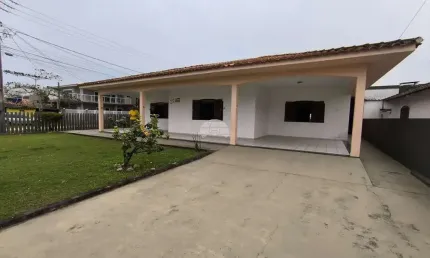 Casa com 3 quartos à venda na Rua Piratininga, 355, Ipanema, Pontal do Paraná, 163 m2 por R$ 700.000