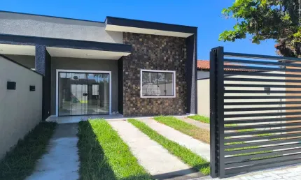 Casa com 3 quartos à venda na Avenida Tom Jobim, 564, Balneário Primavera, Pontal do Paraná, 99 m2 por R$ 410.000