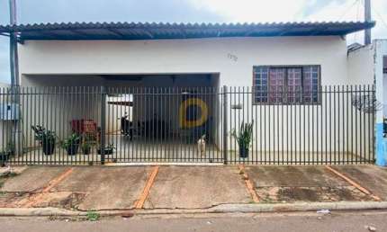 Casa com 3 quartos à venda no Residencial Santa Clara, Toledo 