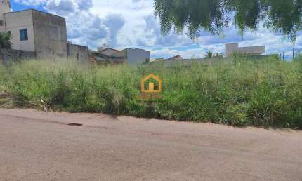 Terreno à venda na Rua La Palma, Setor Três Marias, Goiânia