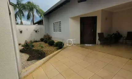 Casa com 3 dormitórios à venda, 128 m² por R$ 690.000,00 - Jardim Acapulco - Londrina/PR