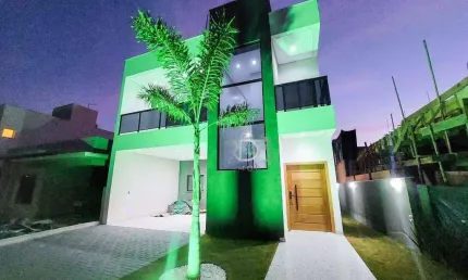 Casa com 4 dormitórios à venda, 205 m² por R$ 1.690.000,00 - Abussafe - Londrina/PR